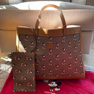 NWT GUCCI X DISNEY Mickey Supreme Large Tote//Brand New//Never Carried